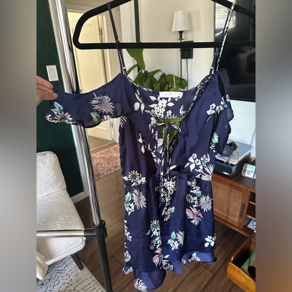 Nordstrom - off the shoulder floral romper with cut out back - navy blue